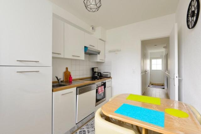 Apartament T2 50 M2,Entierement, Centre, Calme Lorient Zewnętrze zdjęcie